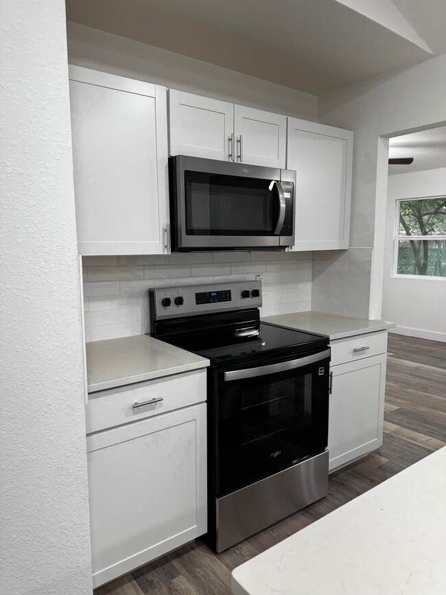 Building Photo - 4603 Guadalajara Dr