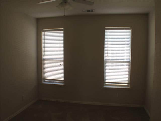 Building Photo - 2020 Webb Dr