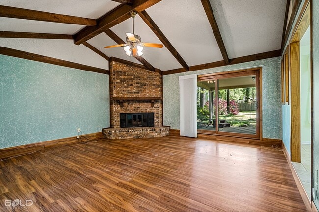Building Photo - 3 BEDROOM AVAILABLE IN DOGWOOD!
