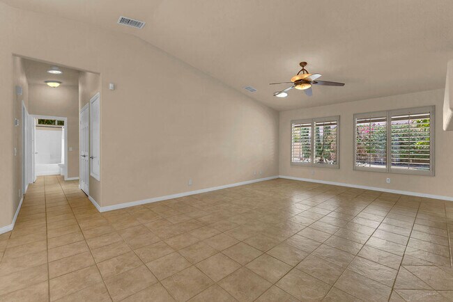 Building Photo - 79886 Dandelion Dr