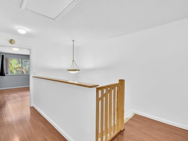 Building Photo - 21018 Vía Eden