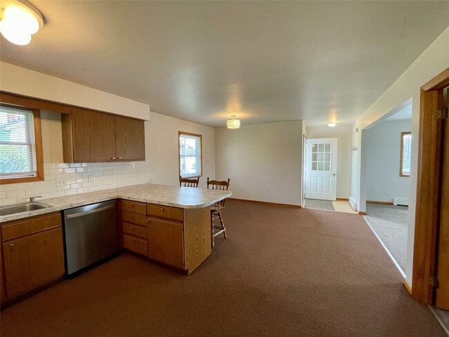 Building Photo - 507 Hill Ave