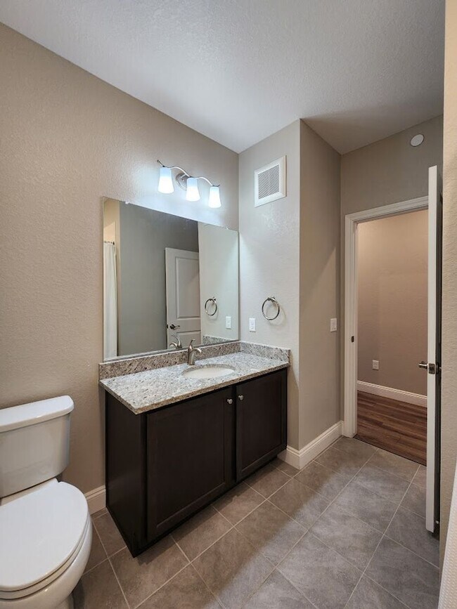 Building Photo - 9570 Accord Ln