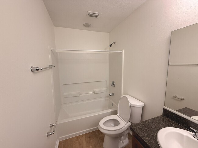 Building Photo - 728 Cabernet Pl