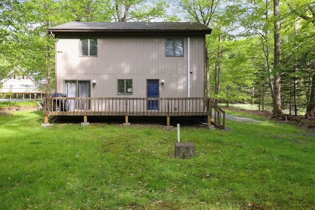 Building Photo - 141 Tommy's Ln