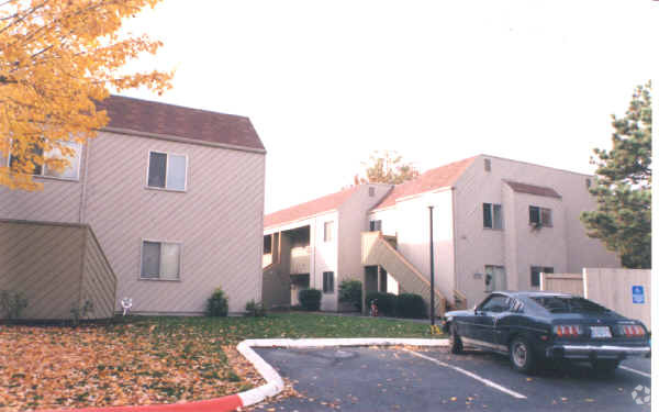 Primary Photo - Pines Apartments