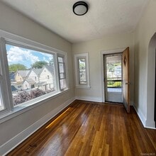 Building Photo - 247 Nuber Ave