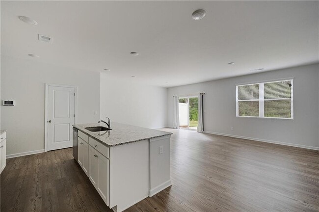 Building Photo - 5141 Sidney Sq Dr
