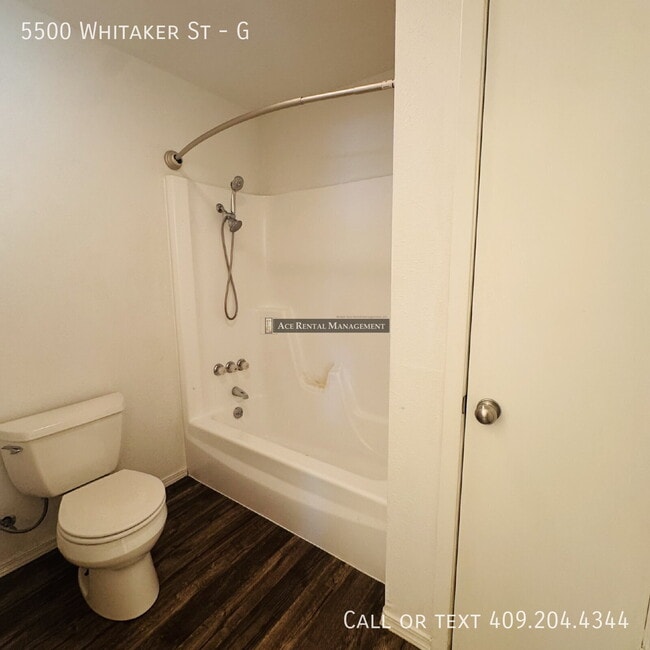 Building Photo - 5500 Whitaker Ave