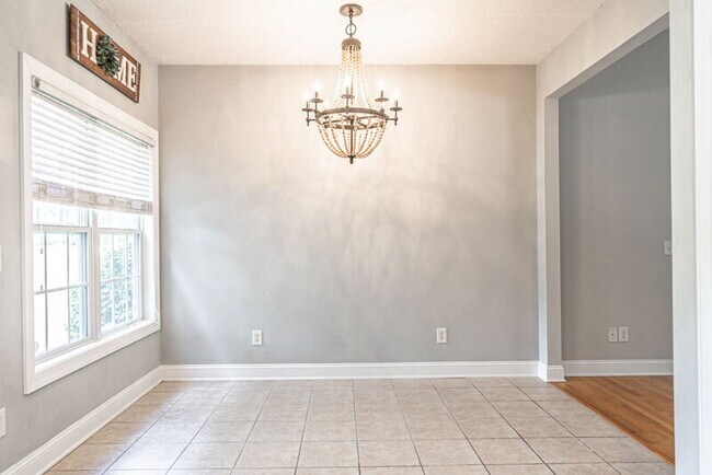 Building Photo - 167 Laurel Oak Ln