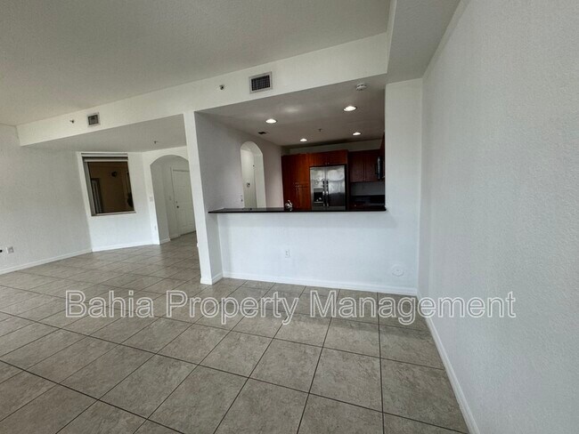 Building Photo - 10885 NW 89th Terrace