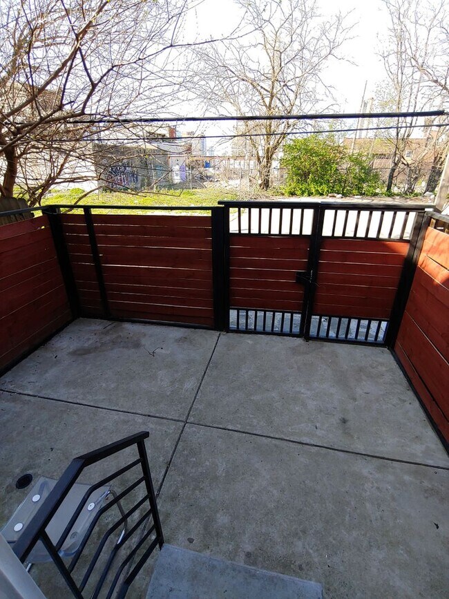 Building Photo - Grays Ferry-Modern South Philadelphia