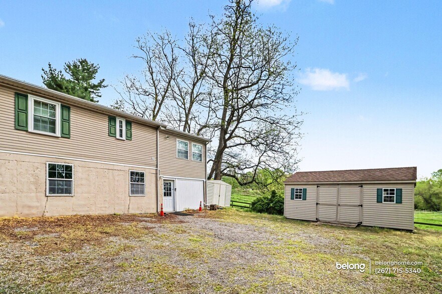 Building Photo - 418a McFarlan Rd