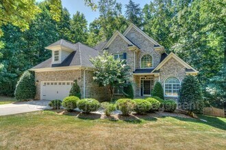 Building Photo - 181 Streamside Pl