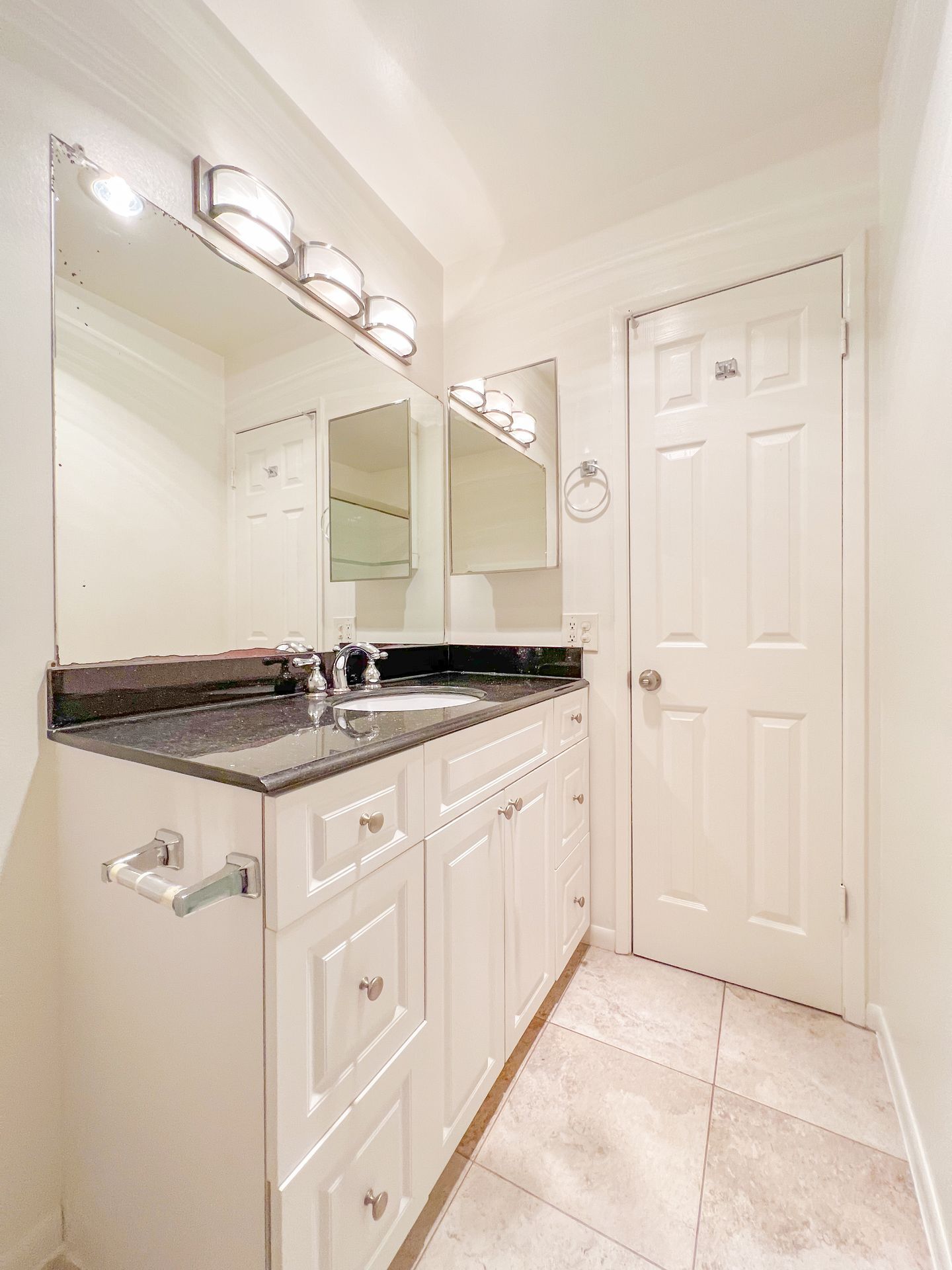 Building Photo - 4229 Dana Rd