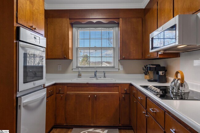 Building Photo - 5 Coleman Park Cir