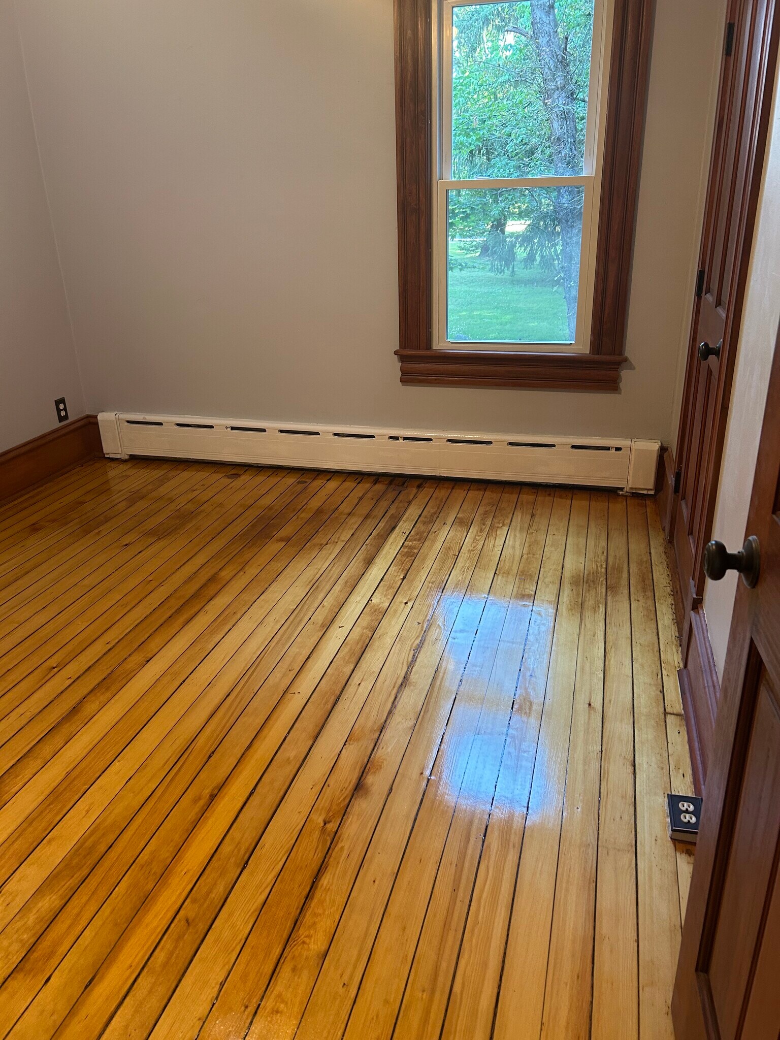 Building Photo - 1250 Gardners Neck Rd