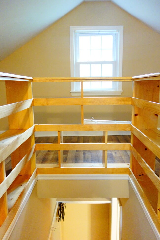 Building Photo - 8409 Greenwood Ave