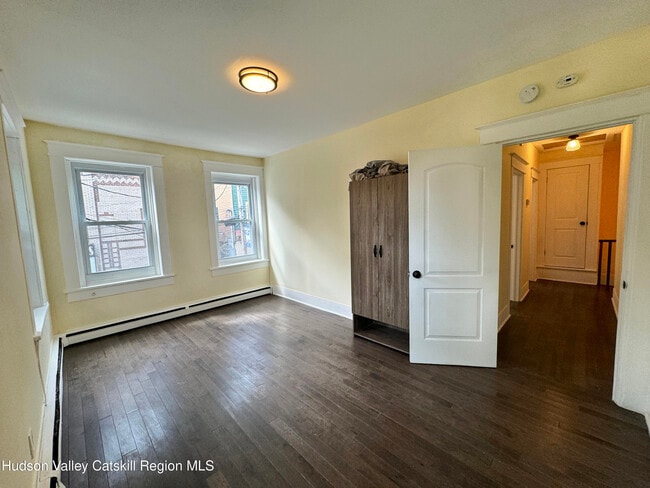 Building Photo - 2674 W Main St