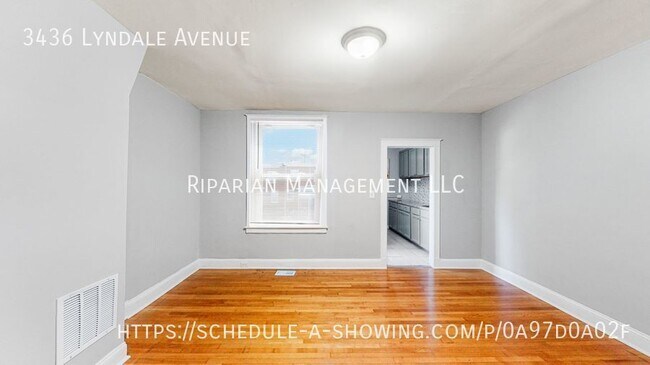 Building Photo - Fully Renovated & Fenced Backyard!