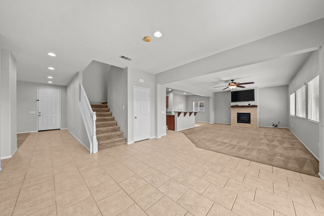 Building Photo - 34081 Clovis Way