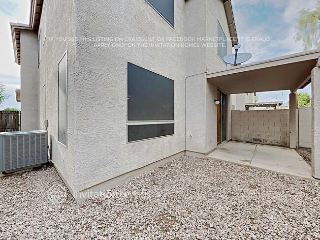 Building Photo - 2145 N 29th Pl