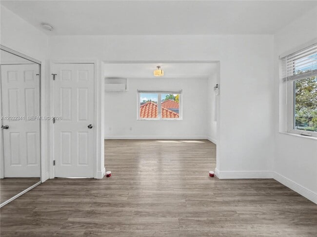 Building Photo - 350 Minorca Ave