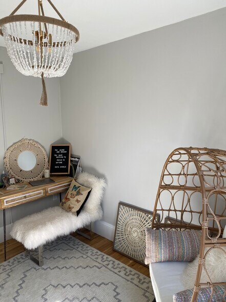 Building Photo - 83 Brook St