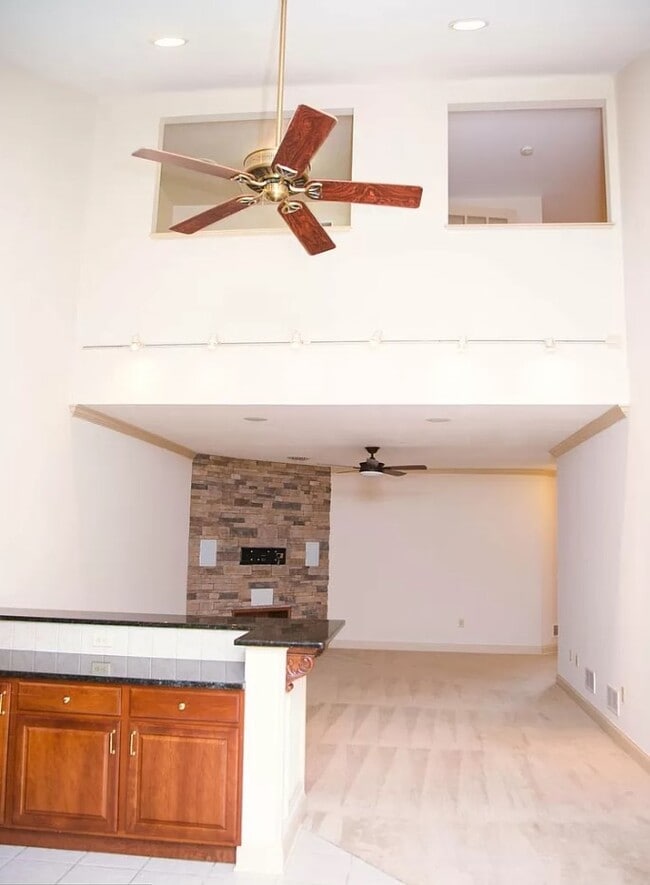 Building Photo - 2157 Bordeaux Court