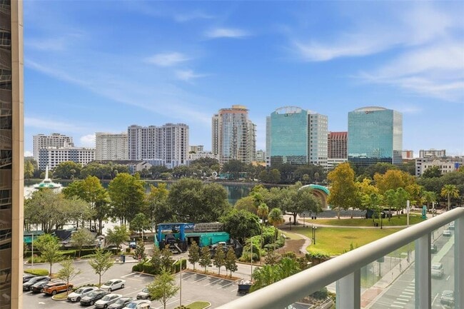 Building Photo - 150 E Robinson St