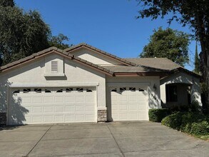 Building Photo - Home for Rent in Carmichael, CA