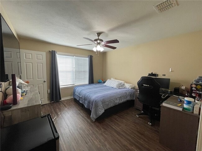 Building Photo - 6909 Appomattox Dr