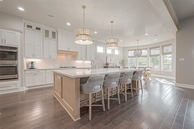 Building Photo - 30 Argosy Bend Pl