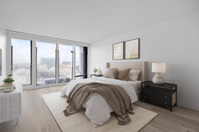 Building Photo - 529 S Flagler Dr