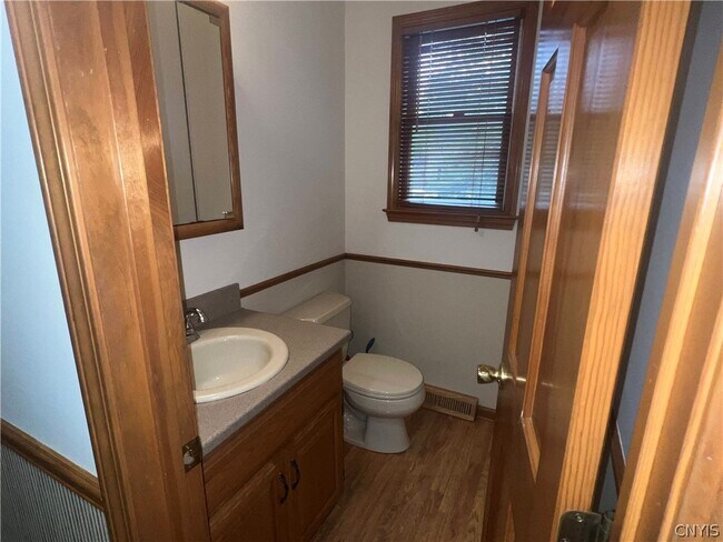 Building Photo - 6314 Hardwood Ln