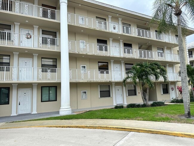 Building Photo - 3511 Village Blvd