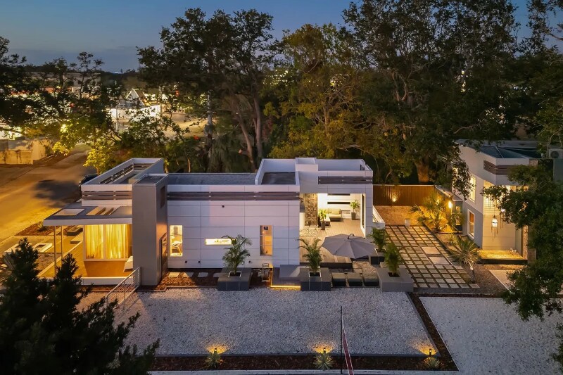 Building Photo - 603 38th St W