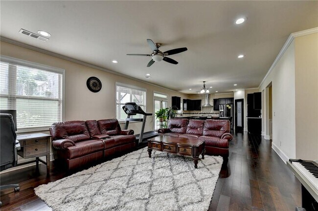 Building Photo - 2205 Copperfield Dr