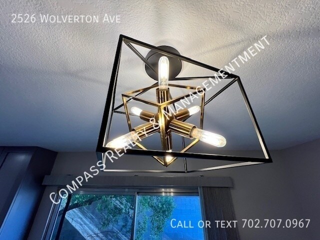 Building Photo - 2526 Wolverton Ave