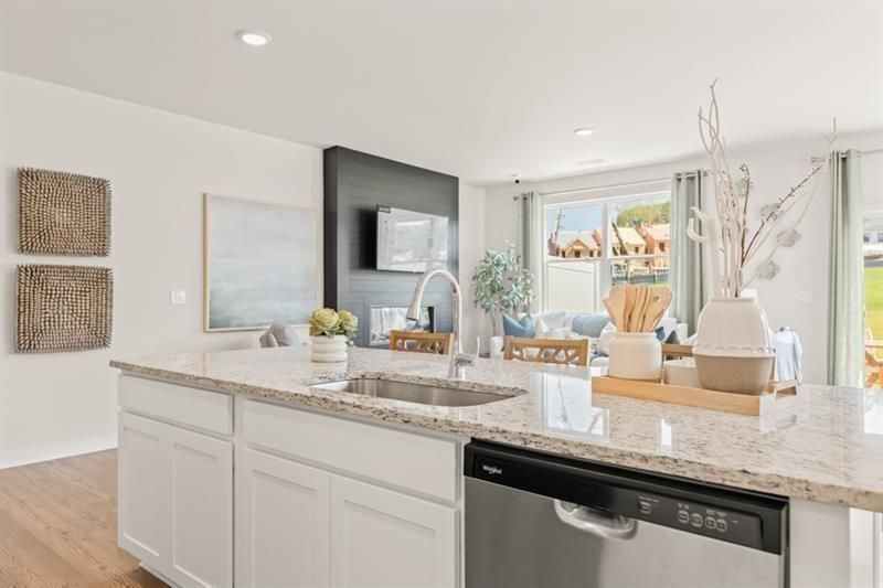 Building Photo - 971 Sutherland Ln