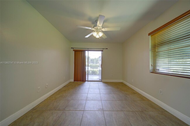 Building Photo - 15285 SW 107th Ln