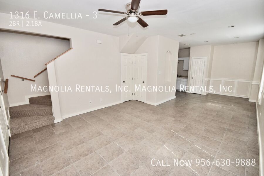 Building Photo - 1316 E. Camellia-3