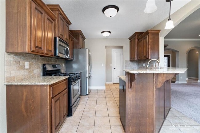 Building Photo - 202 Pebble Beach Dr