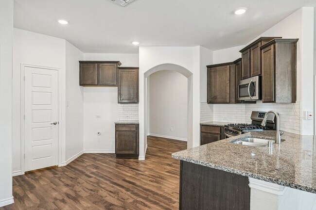 Building Photo - 609 Bassett Hall Rd