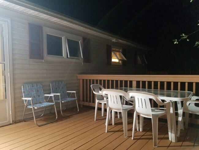 Back Porch - 62 Pine St