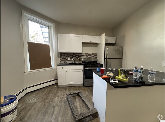 Building Photo - 176 Ocean Ave