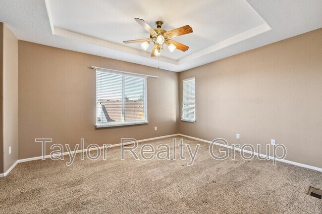 Building Photo - 10443 Ouray St