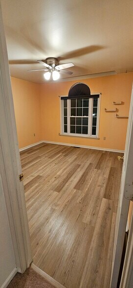 Building Photo - 34 Degas Cir