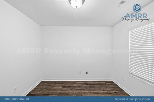 Building Photo - New Beginnings Start At AMRR: 4 bedroom / 2 bath in Apple Crossing!