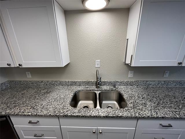 Building Photo - 2101 Plymouth Rock Dr